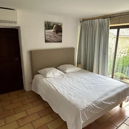 De Brel Semesterbostad Arpaillargues-et-Aureillac