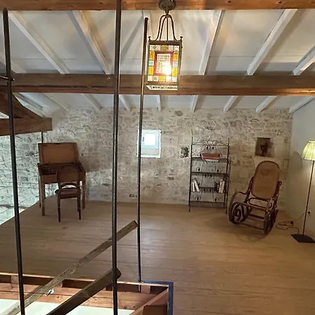 Semesterbostad De Brel *